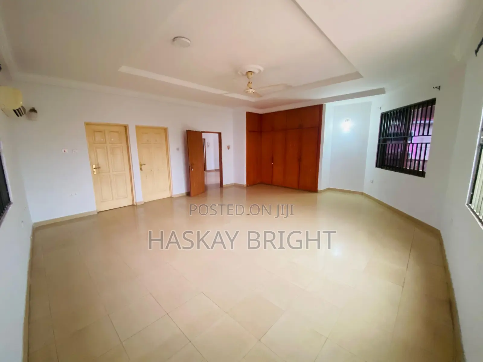 8bdrm House in Adjiriganor for rent