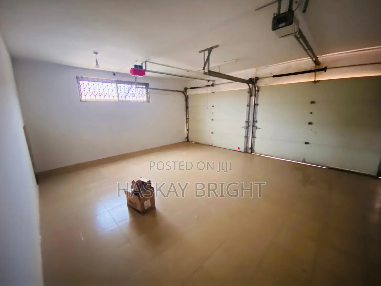 8bdrm House in Adjiriganor for rent