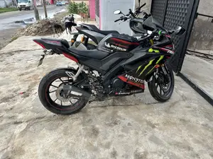 Yamaha 2022 Black