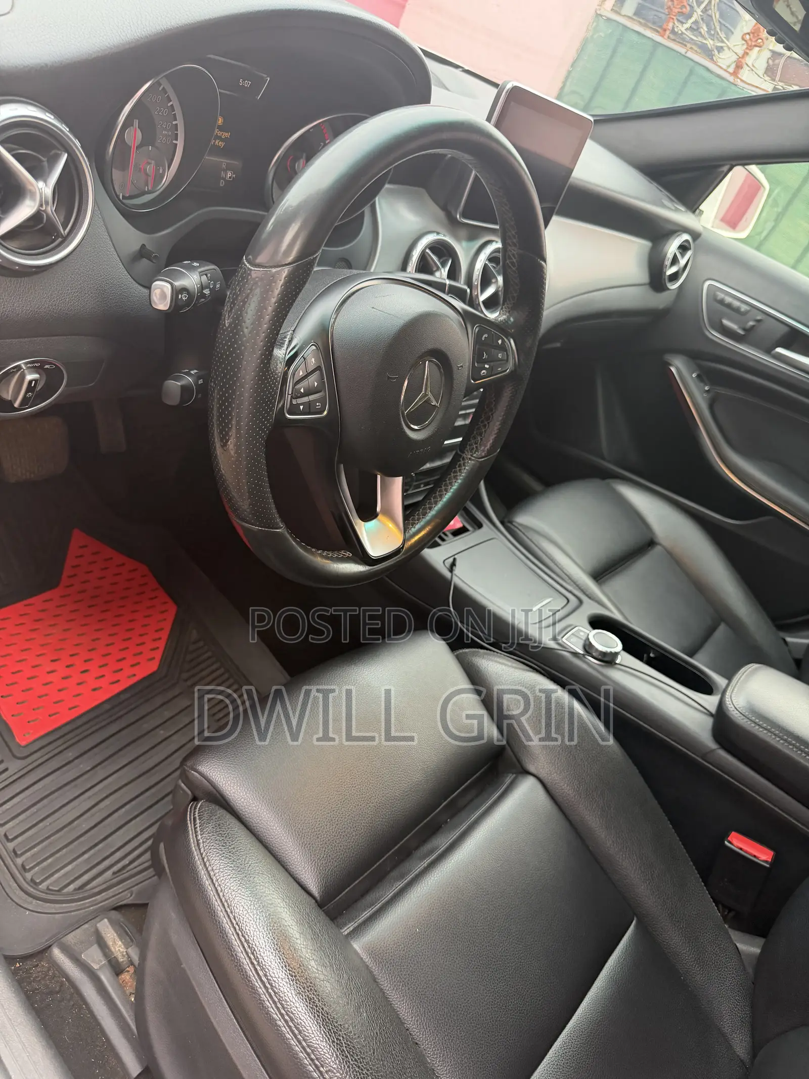 Mercedes-Benz GLA-Class 2017 White