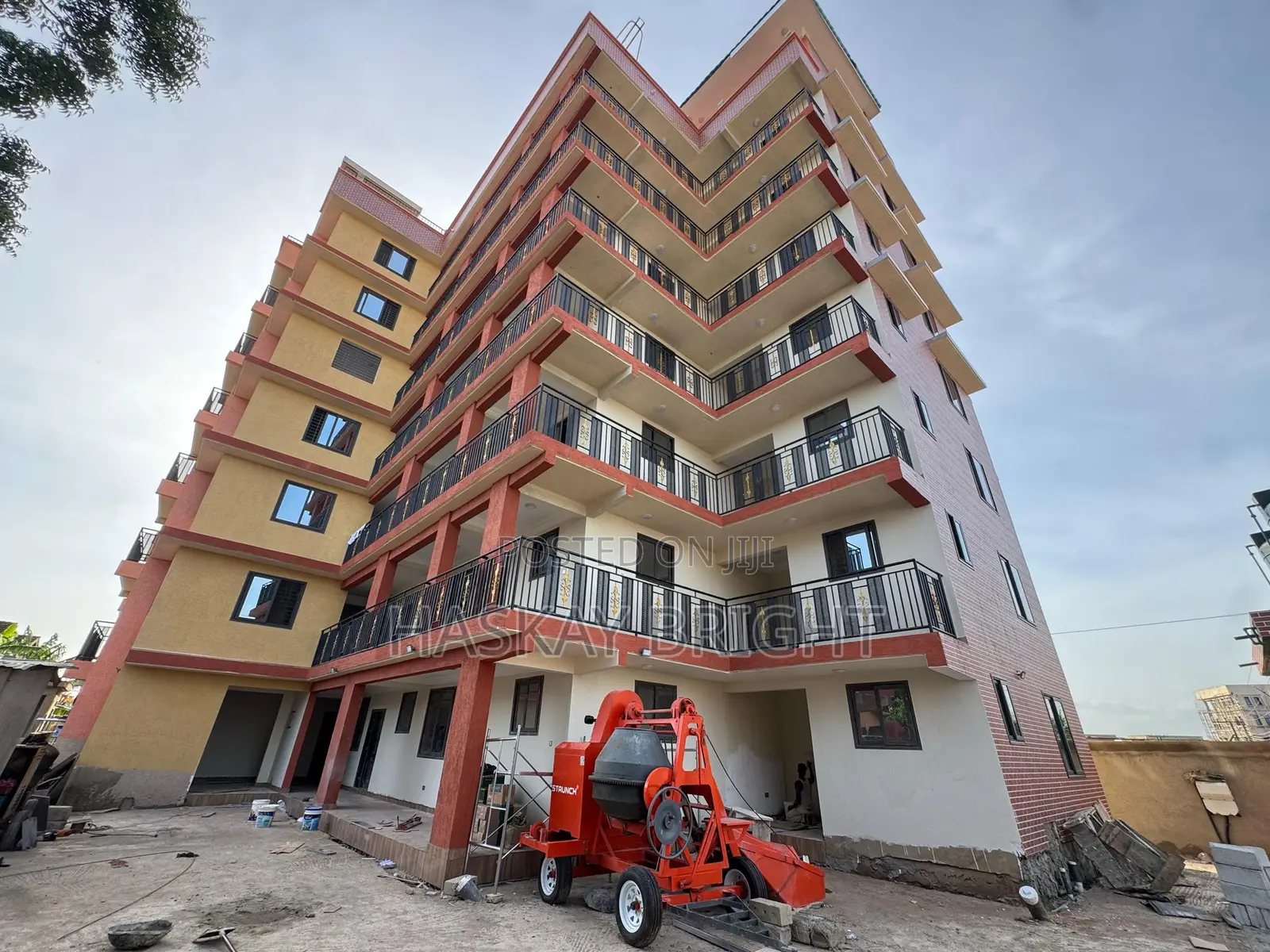 2bdrm Apartment in Madina Estate for rent