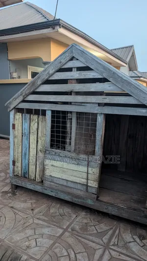 Used Dog House for Sale