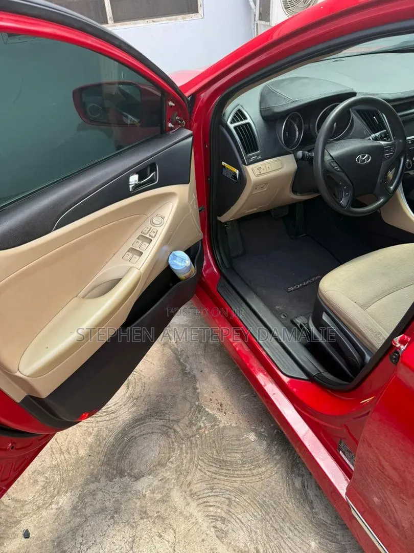 Hyundai Sonata GLS 4dr Sedan (2.4L 4cyl 6A) 2014 Red