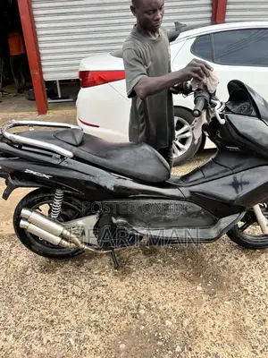 Honda 2013 Black