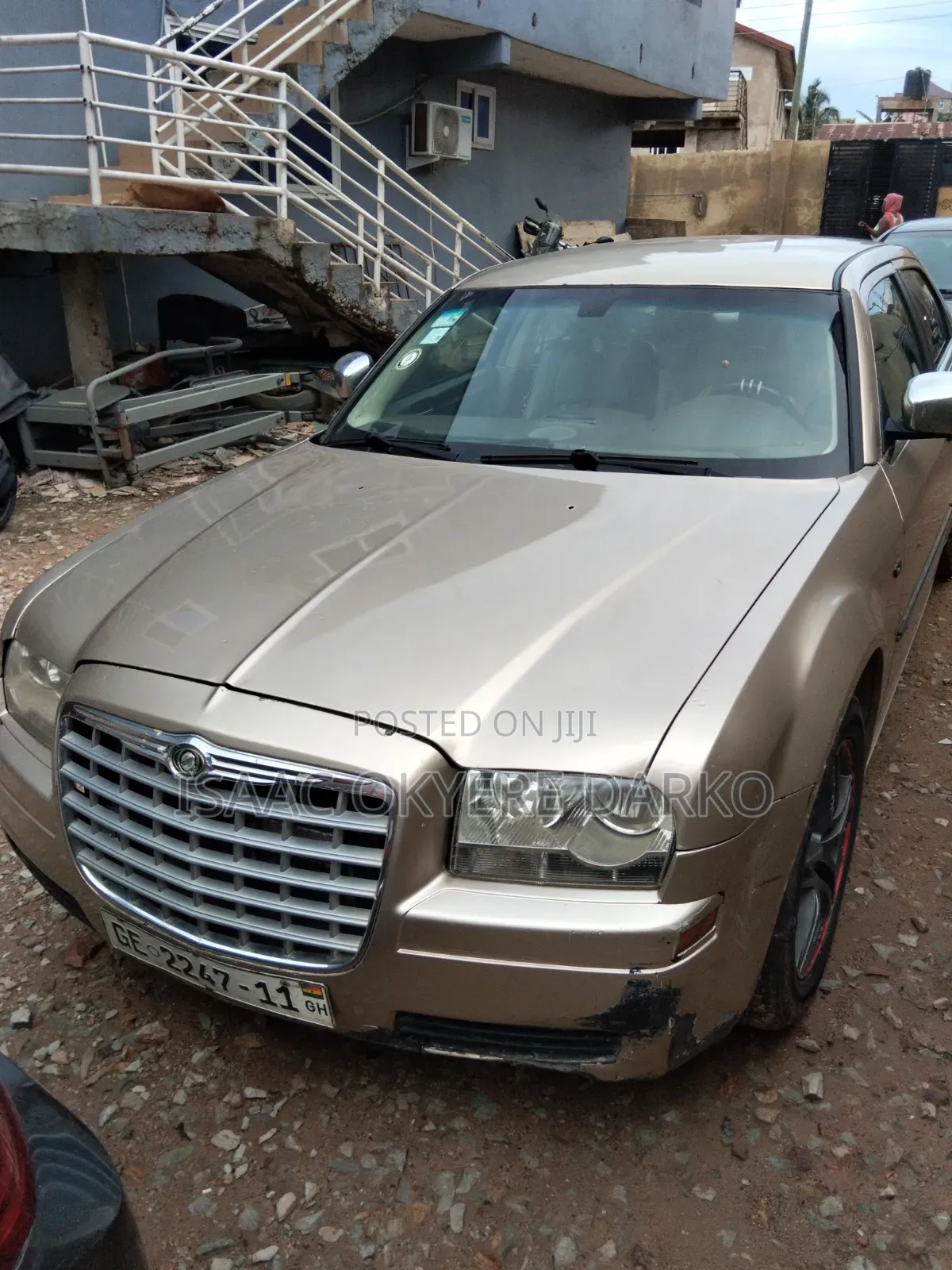 Chrysler 300C Base AWD 2010