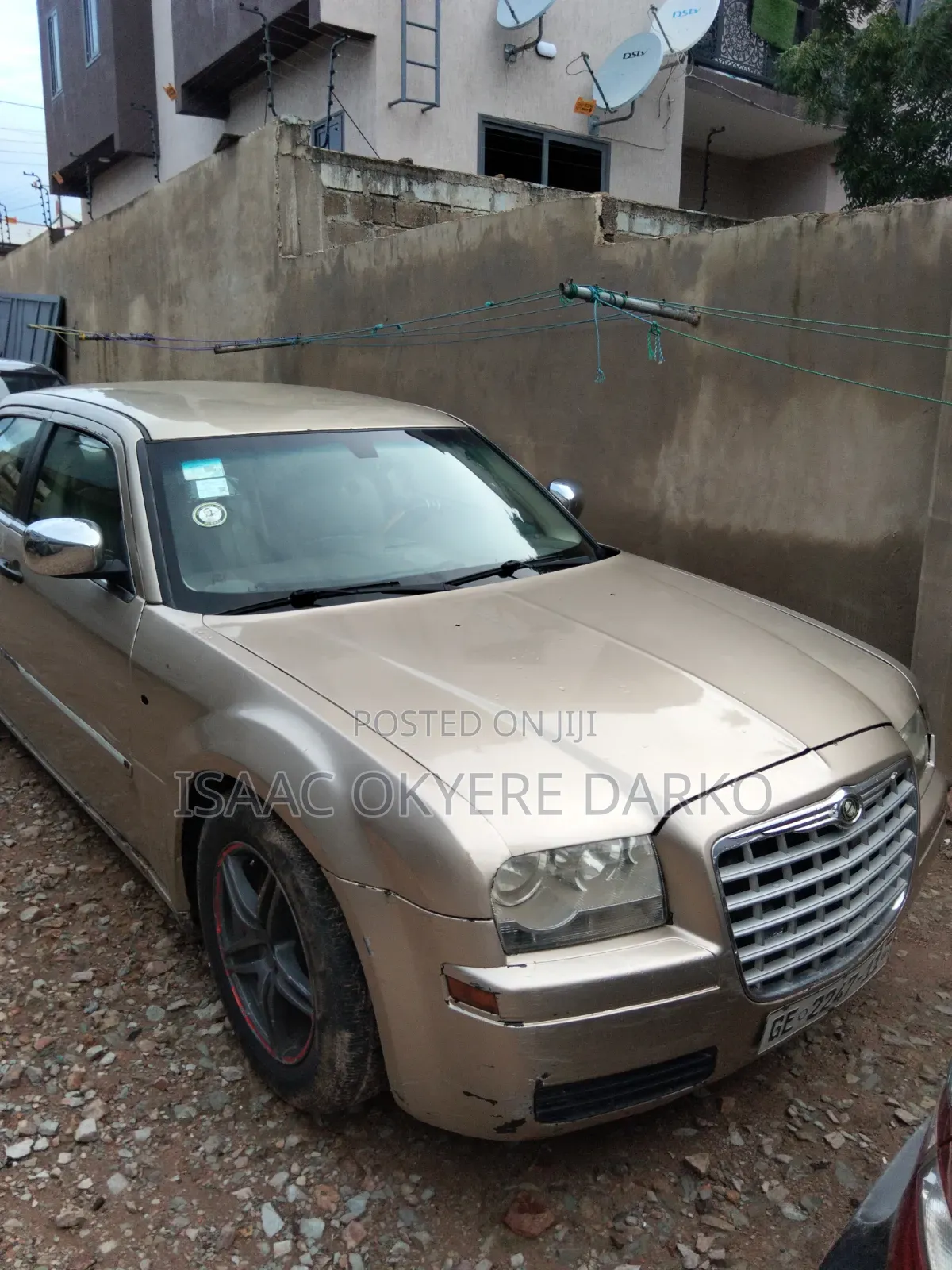 Chrysler 300C Base AWD 2010