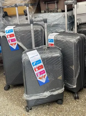Premium 3in1 Anti-Crack Luggage Set – Travel Without Worries