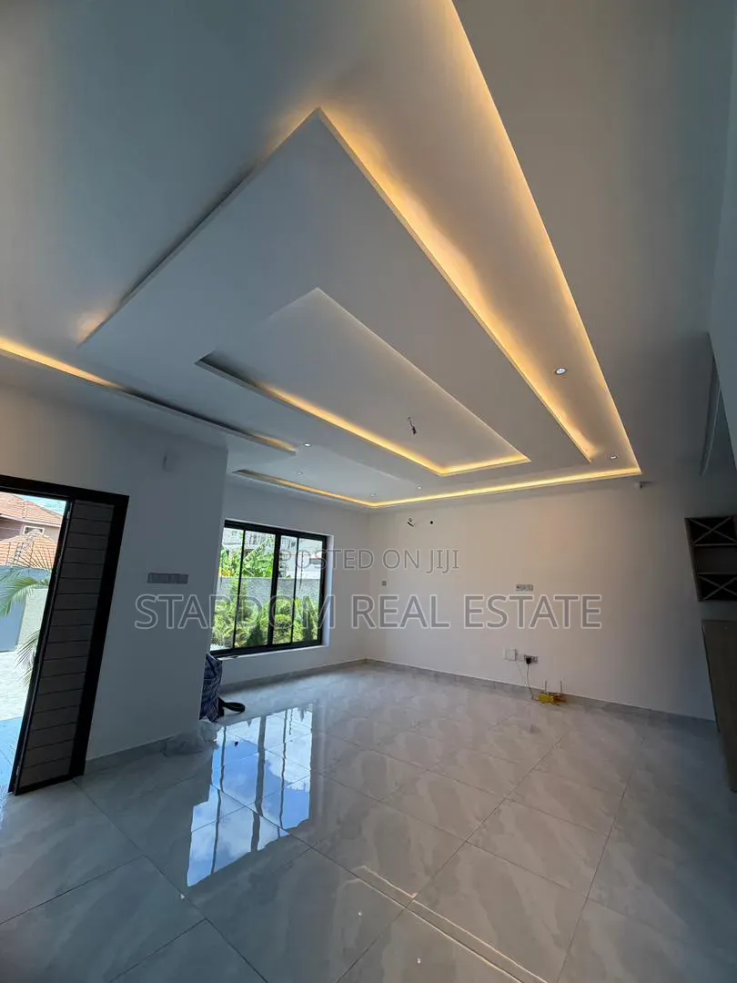 3bdrm Bungalow in West Trassaco, School Junction for sale