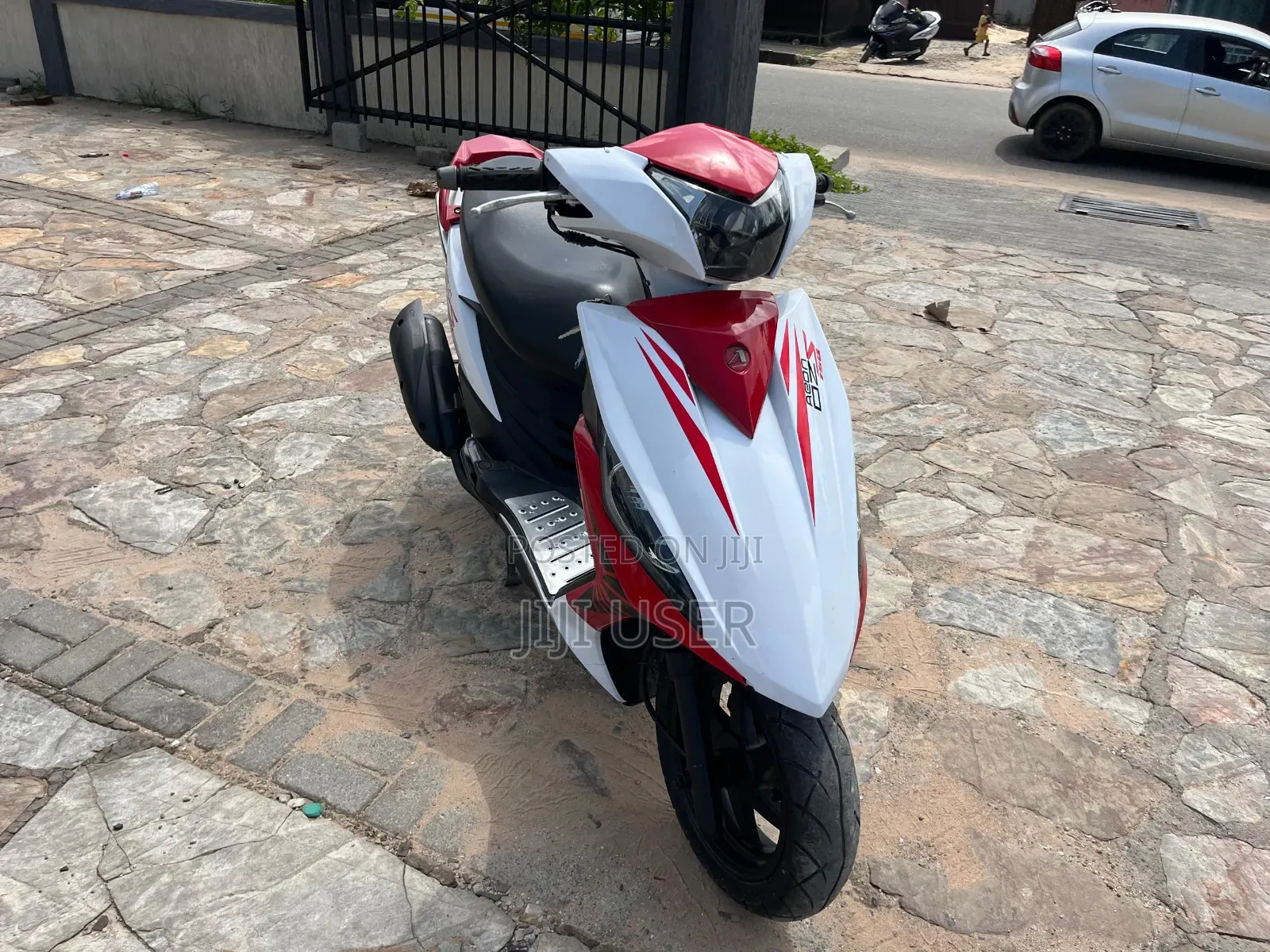 Yamaha 2021 White