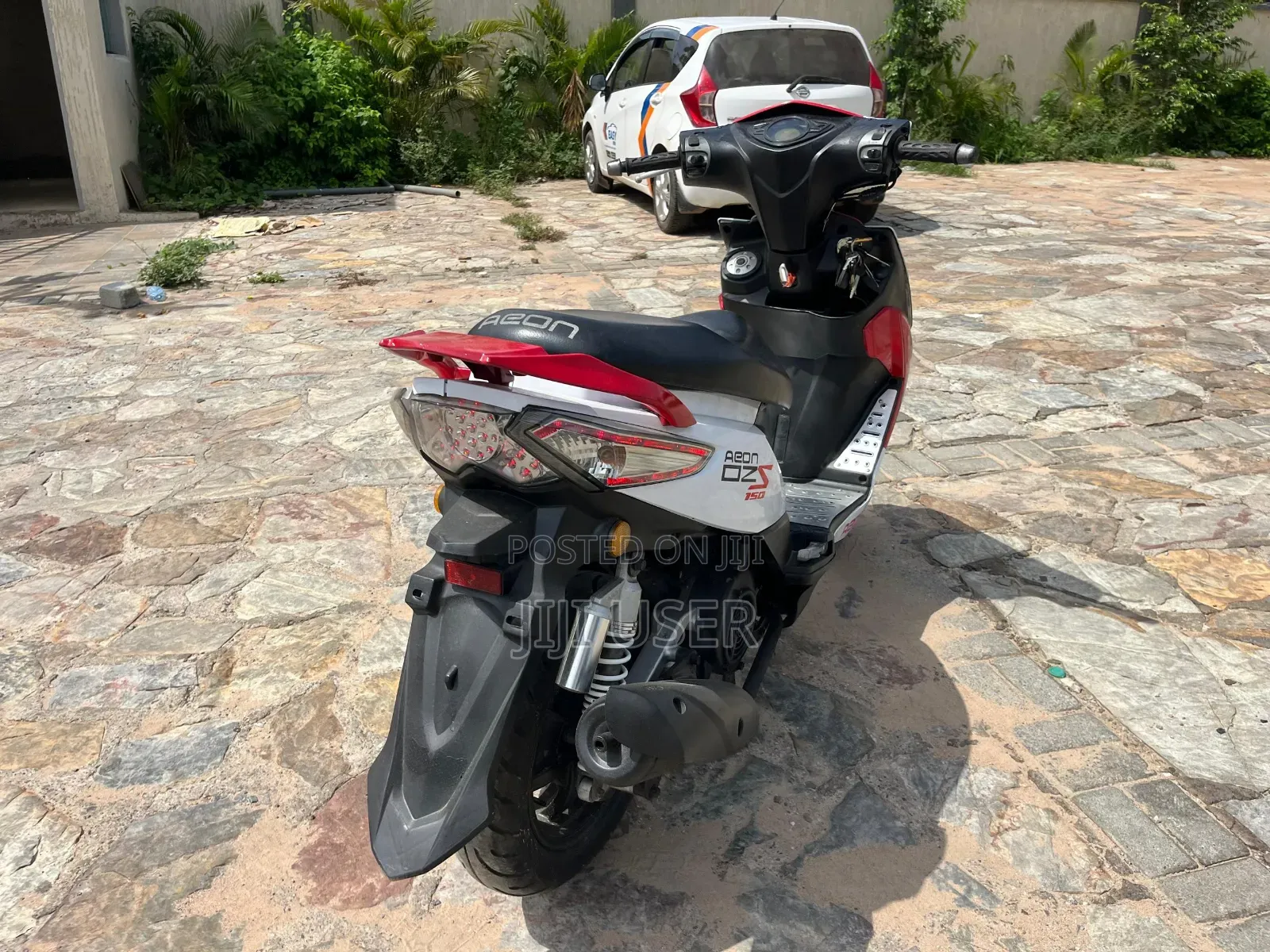 Yamaha 2021 White