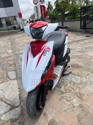 Yamaha 2021 White