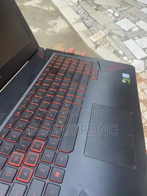 Laptop Asus TUF Gaming FX504 24GB Intel Core i7 SSD 500GB
