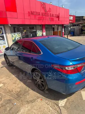 Toyota Camry SE 4dr Sedan (2.5L 4cyl 6A) 2016 Blue