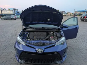 Toyota Corolla SE 4dr Sedan (1.8L 4cyl Manual) 2017 Blue