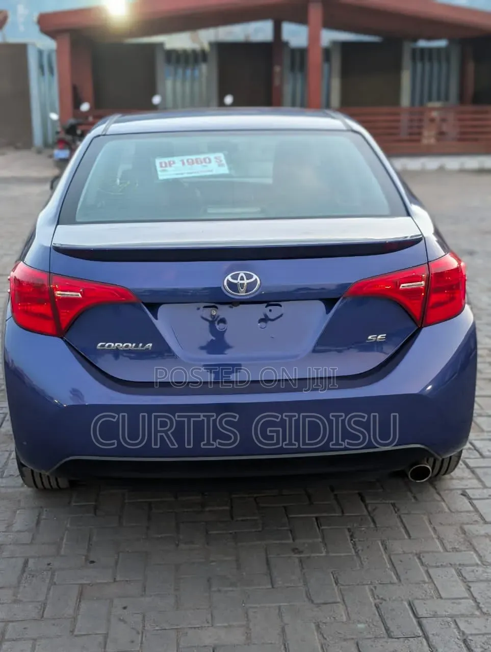 Toyota Corolla SE 4dr Sedan (1.8L 4cyl Manual) 2017 Blue