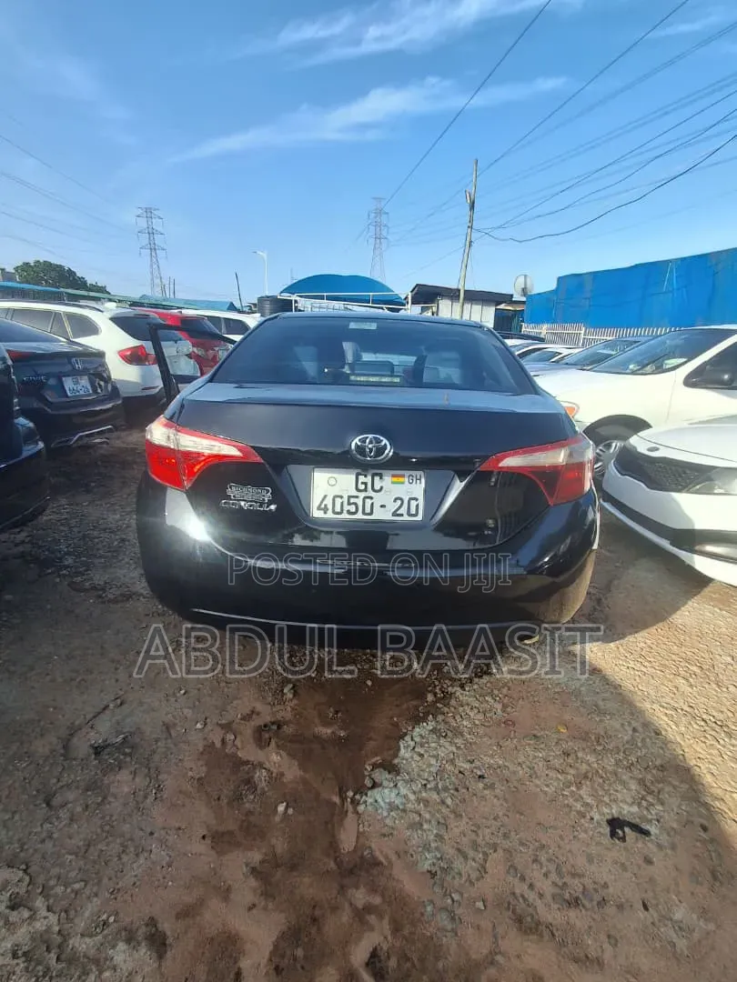Toyota Corolla L 4dr Sedan (1.8L 4cyl 6M) 2015 Black