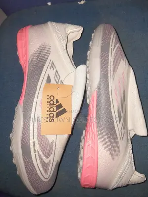 (Flash Sale )F50 Adidas Football First Grade Boots