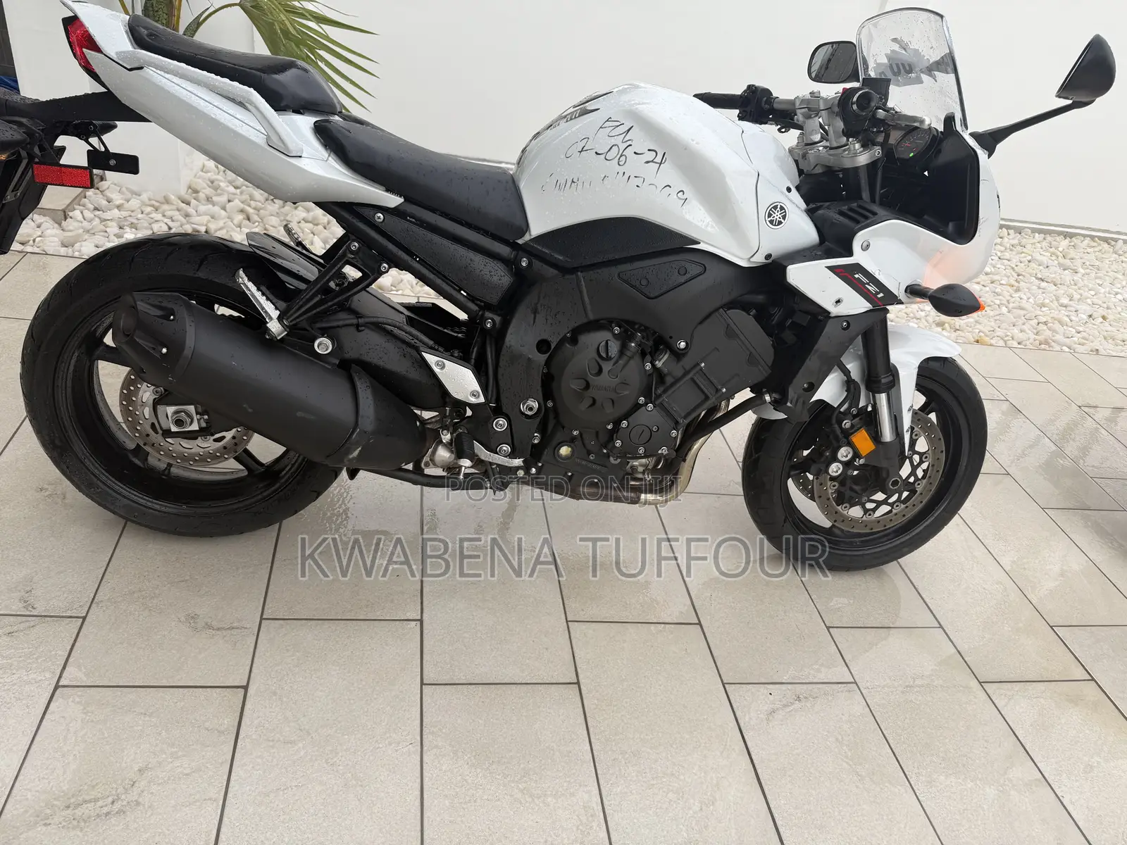 Yamaha FZ 2014 White