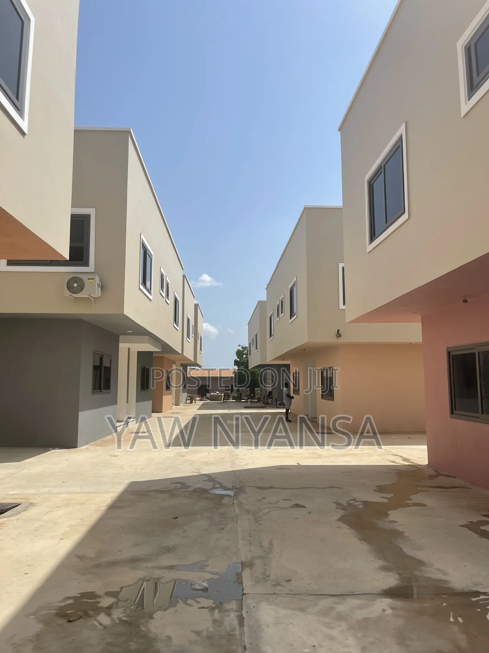 3bdrm Duplex in Bn Estate, Adenta for sale