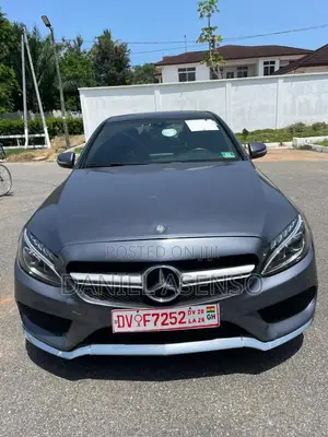 Mercedes-Benz C300 2016 Gray