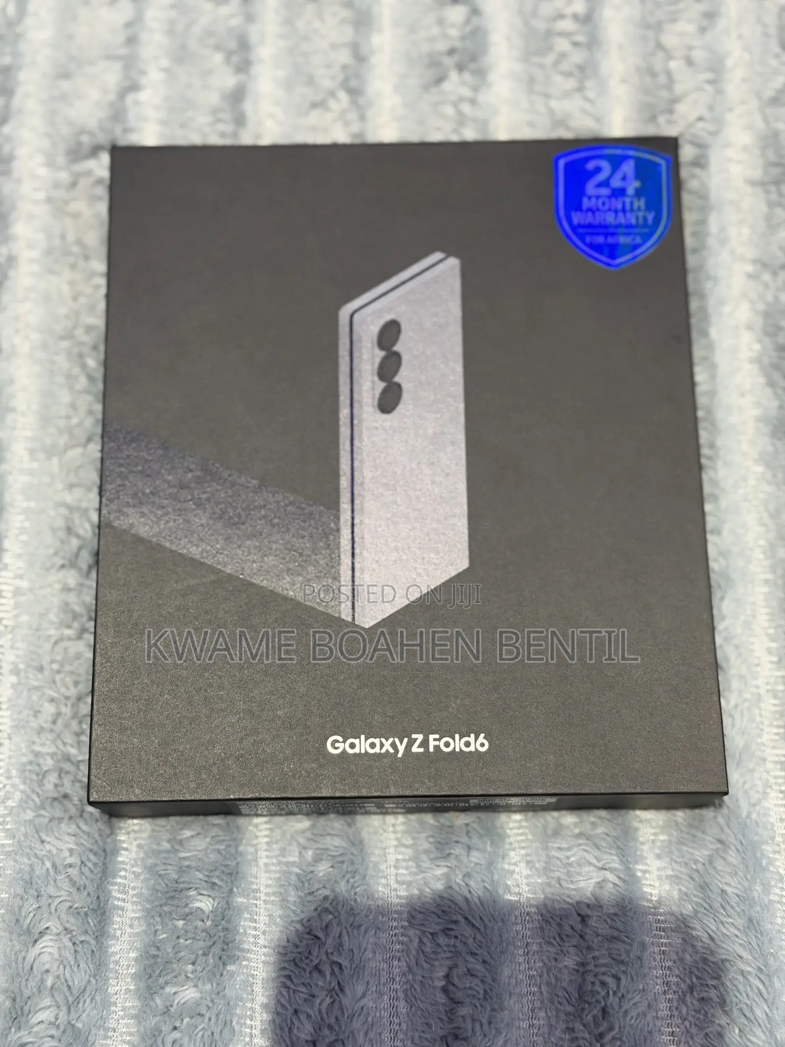 New Samsung Galaxy Fold 512 GB Silver