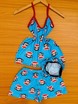 Pyjamas/Night Wear