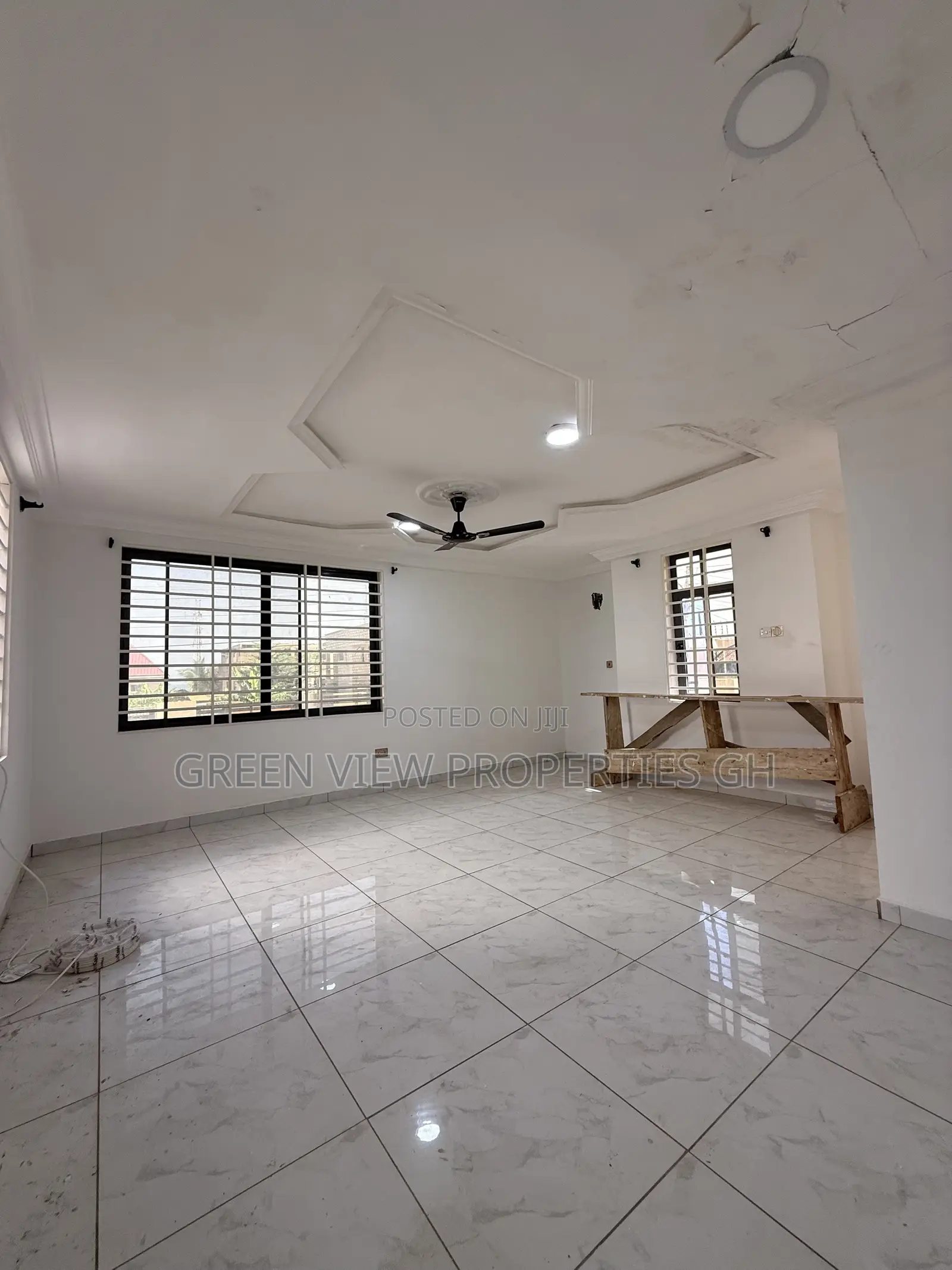 4bdrm Duplex in Ga South Municipal for rent
