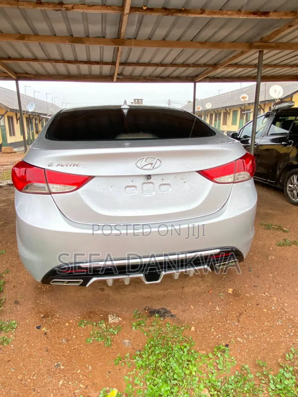 Hyundai Elantra GLS Sedan FWD (1.8L 4cyl 6A) 2013 Silver