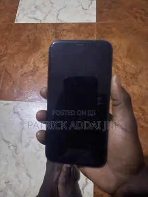 Apple iPhone XR 64 GB Black