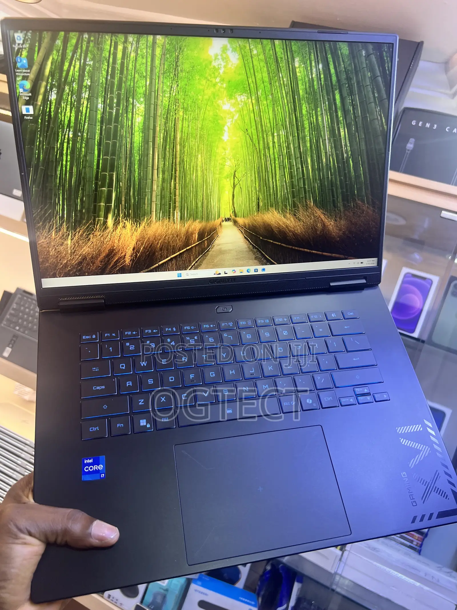 Laptop Gigabyte Aorus 32GB Intel Core i7 SSD 1T