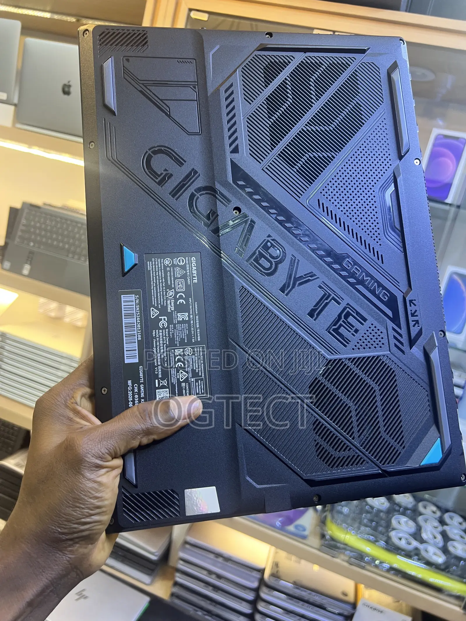 Laptop Gigabyte Aorus 32GB Intel Core i7 SSD 1T