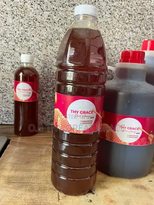 Raw Honey Without Diluted