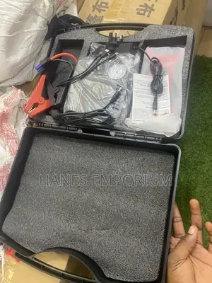 Portable Jump Starter Kits for All Cars Plus Led Torch + Powerbank