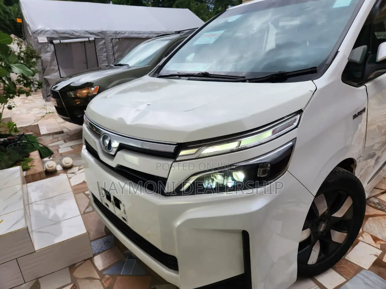 Toyota Voxy 2015 White