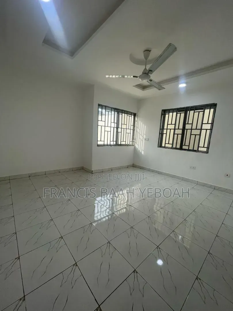 3bdrm House in Shining Star Real, Accra Metropolitan for sale