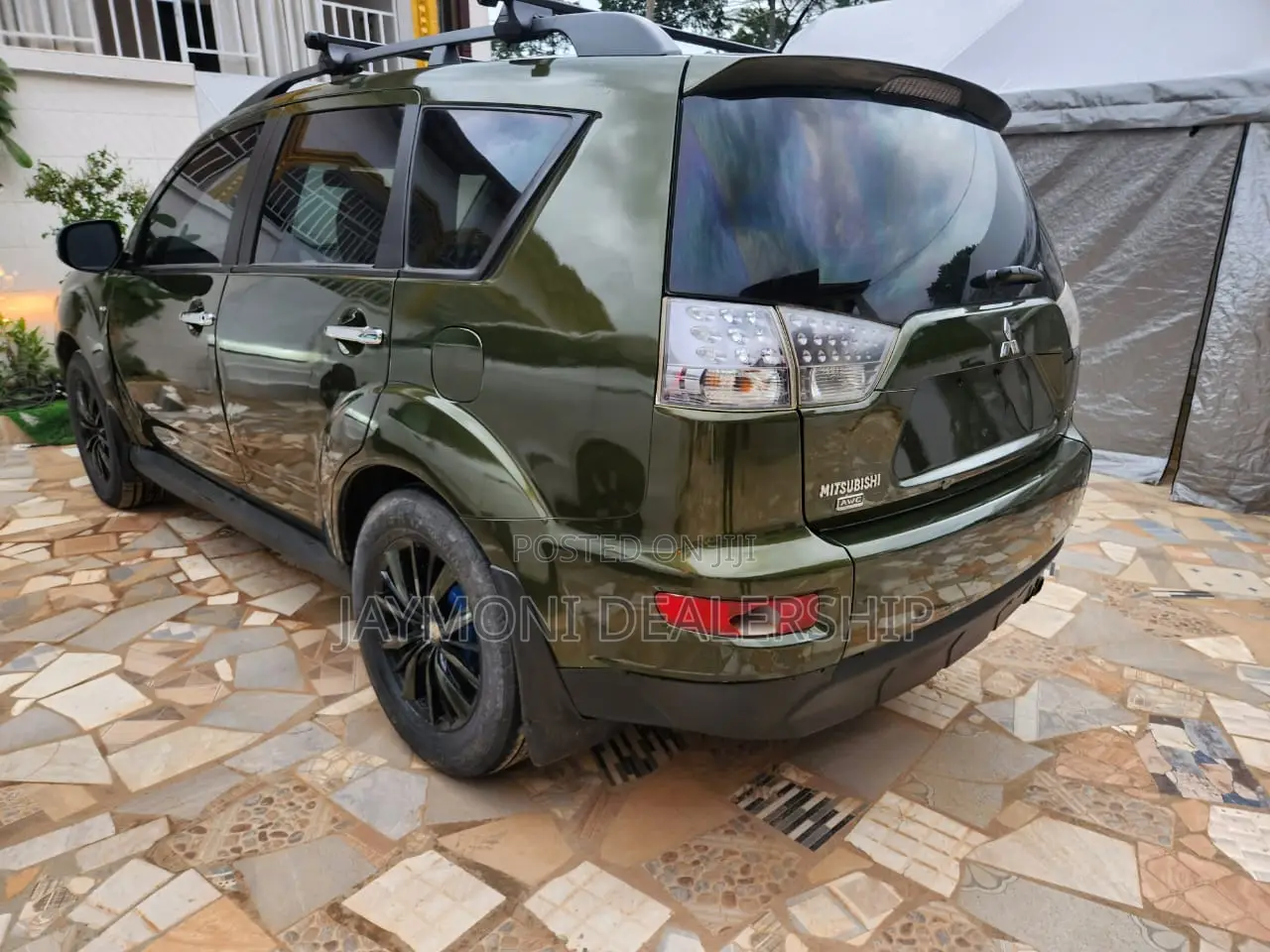 Mitsubishi Outlander 2017 Green