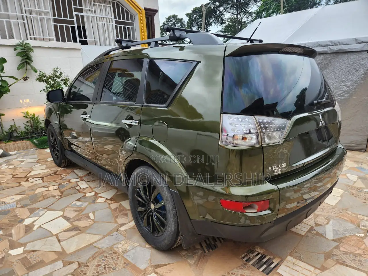 Mitsubishi Outlander 2017 Green