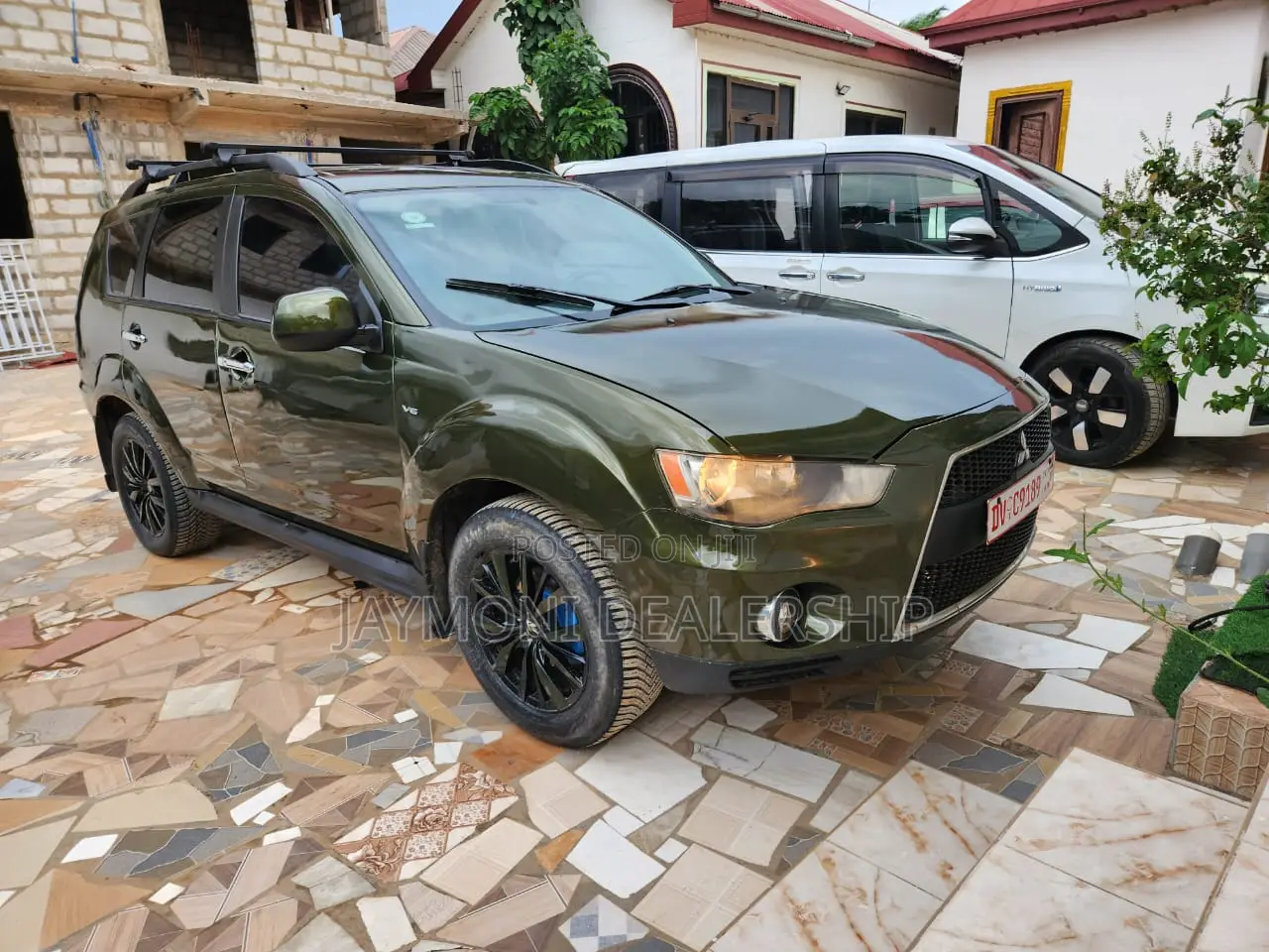 Mitsubishi Outlander 2017 Green