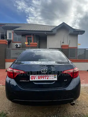 Toyota Corolla 2018 Blue