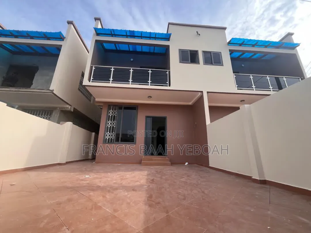3bdrm House in Shining Star Real, Accra Metropolitan for sale
