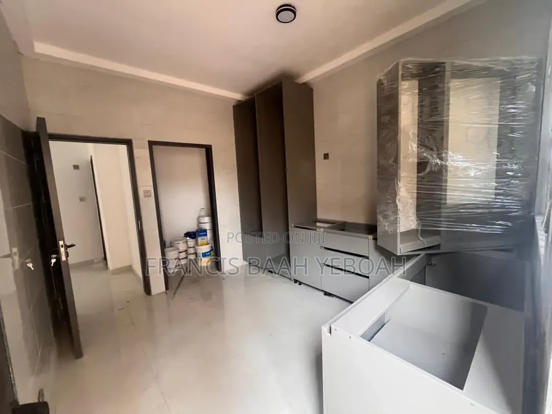 3bdrm House in Shining Star Real, Accra Metropolitan for sale