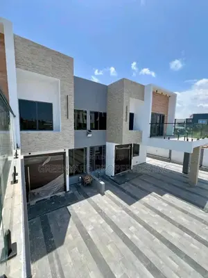4bdrm Townhouse / Terrace in Burma Hills, Tseaddo for rent