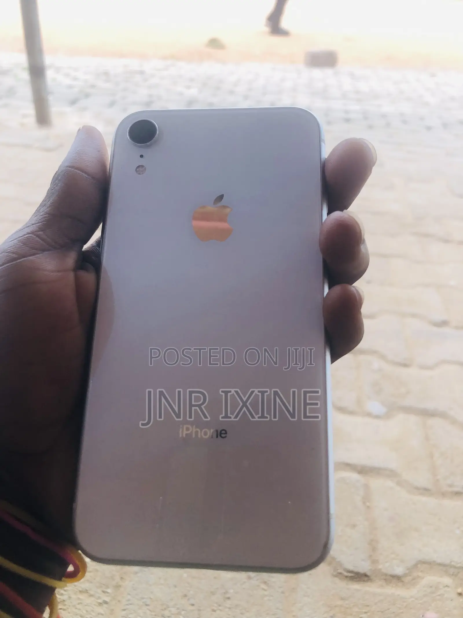 New Apple iPhone XR 128 GB White