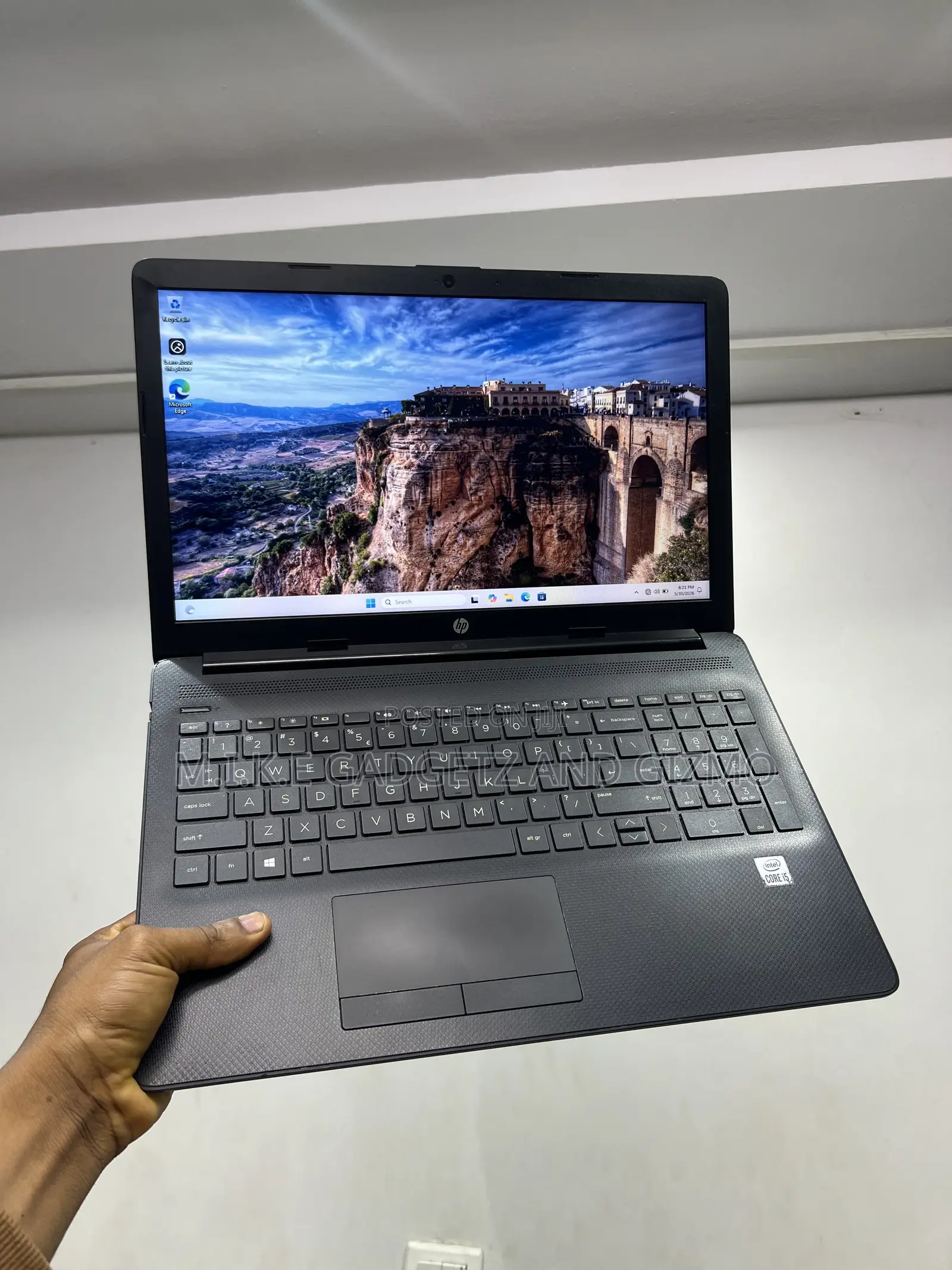 Laptop HP 15-da2933nia 8GB Intel Core i5 SSD 512GB