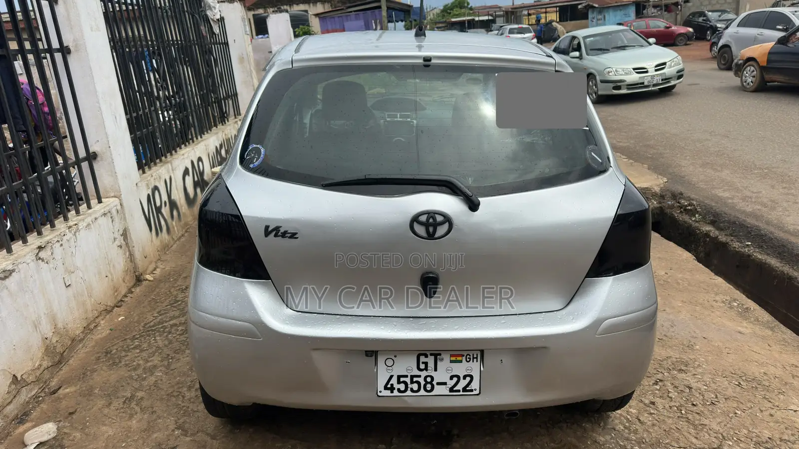 Toyota Vitz 1.5 FWD 3dr 2010 Silver