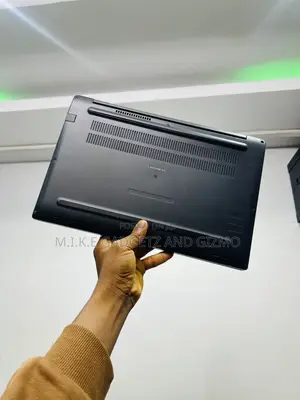 Laptop Dell Latitude 7490 8GB Intel Core i7 SSD 256GB