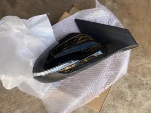 Hyundai Elantra 2017,2018 Driver View Mirror (Sensor)