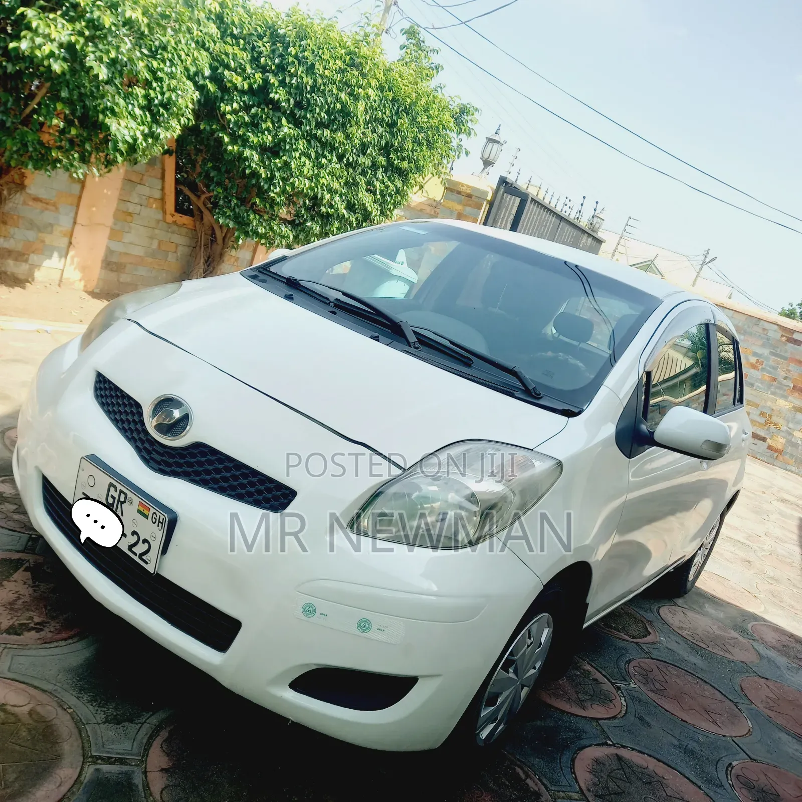 Toyota Vitz 2010 White