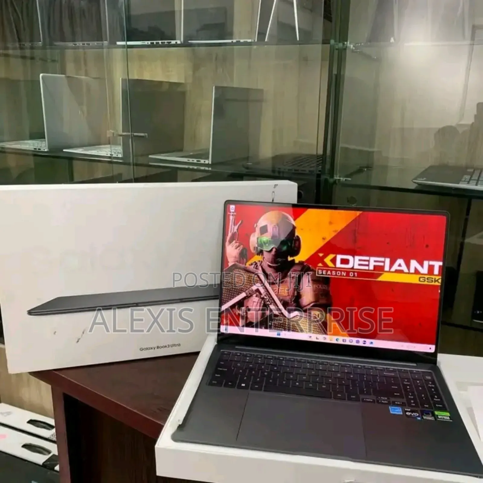 New Laptop Samsung Galaxy Book5 Pro 32GB Intel Core i9 SSD 1T