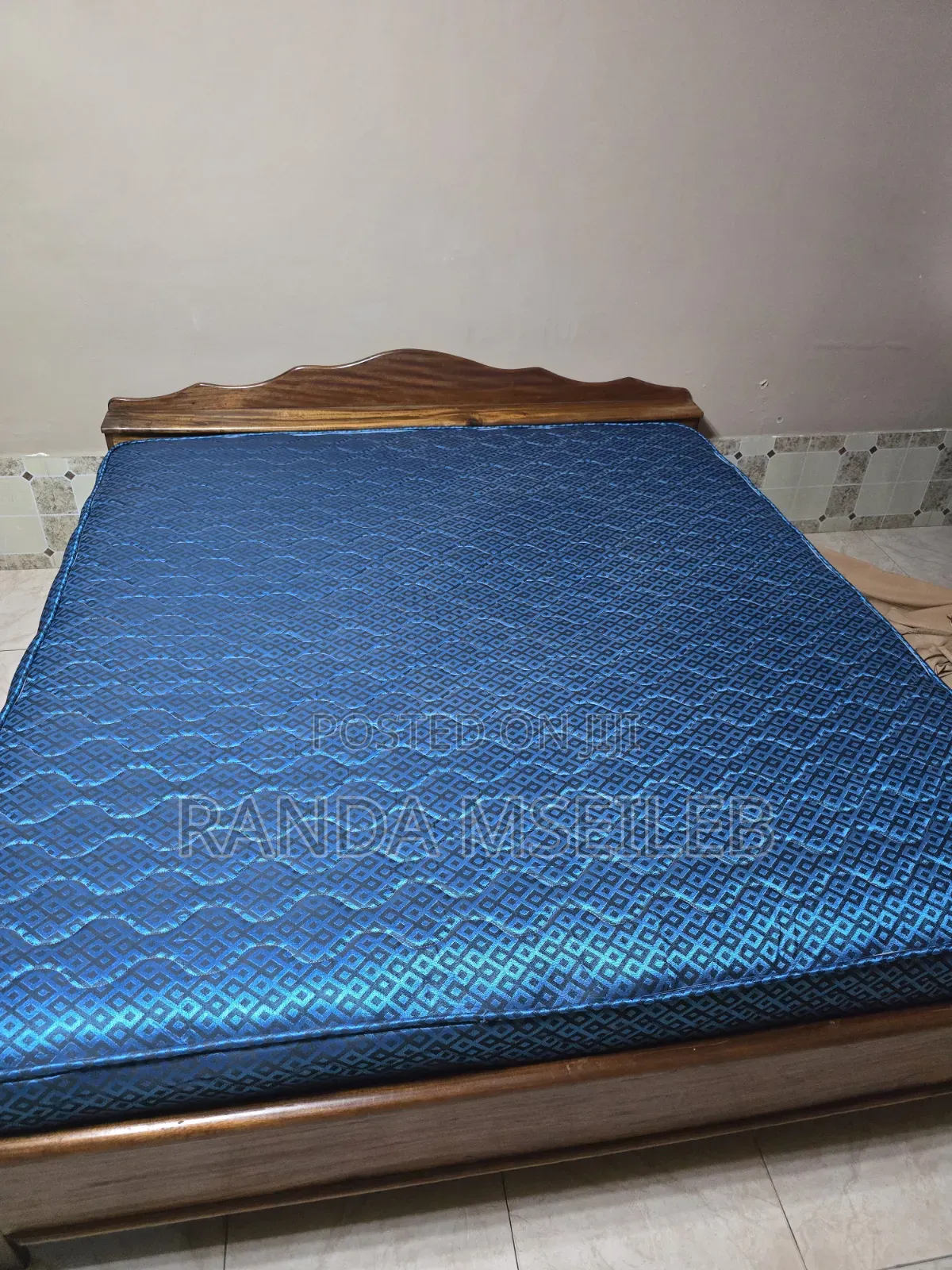King Size Bed With Matress